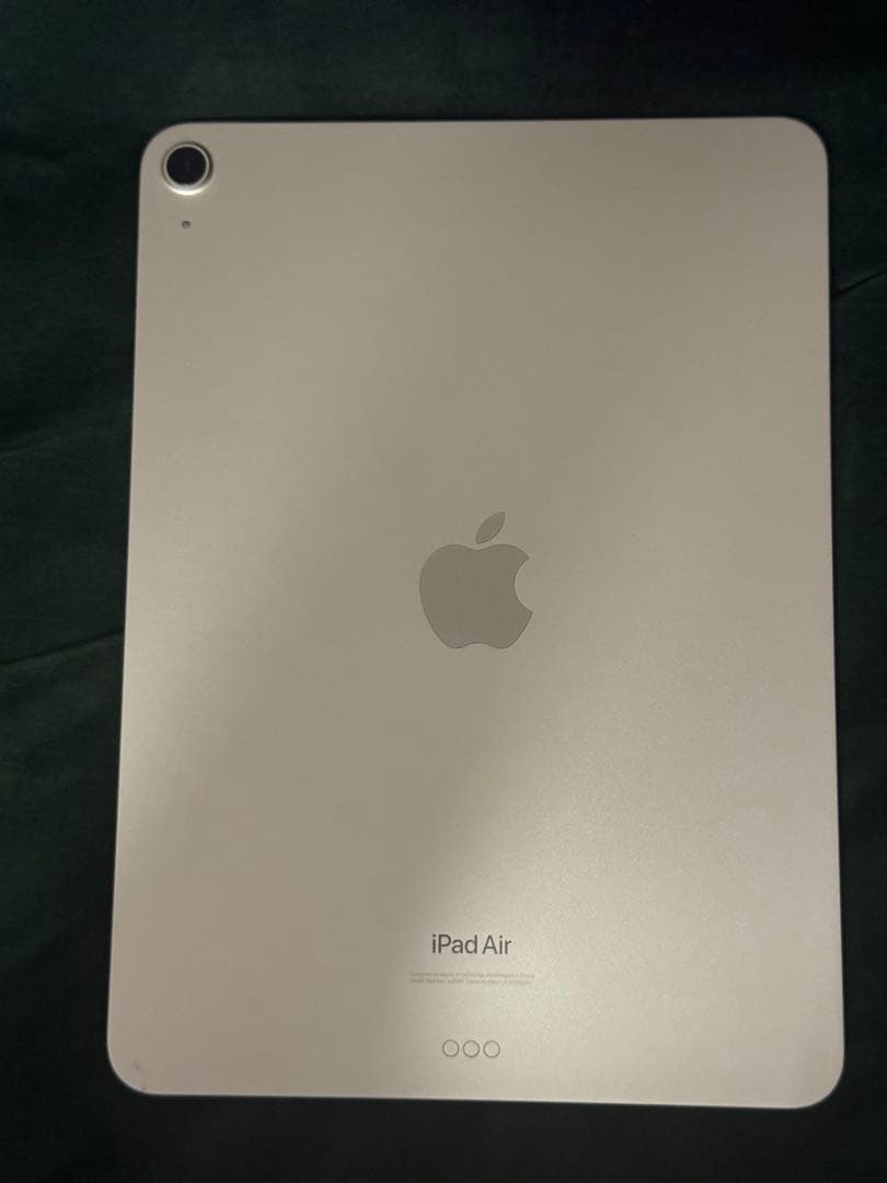iPad Air 第5世代 / 256GB / Wi-Fi