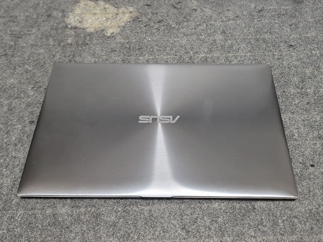 ノートパソコン インテル i7 i7-3517U 動作確認済み