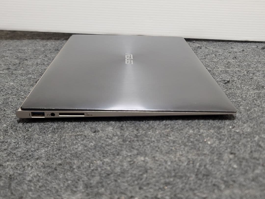 ノートパソコン インテル i7 i7-3517U 動作確認済み