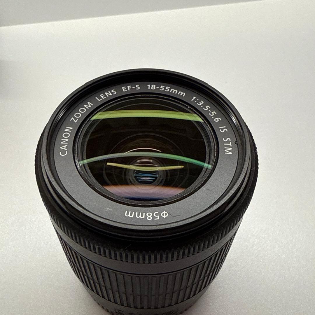 Canon Eos Kiss X9i キャノン デジカメ　一眼レフ