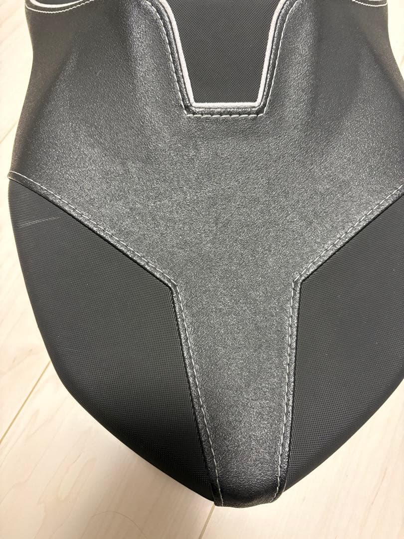 Wunderlich アクティブコンフォートシート　Queensedition