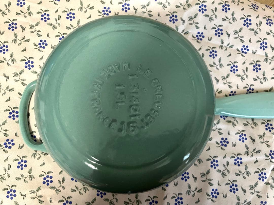 LE CREUSET シグニチャーソースパン　片手鍋 16cm セージ