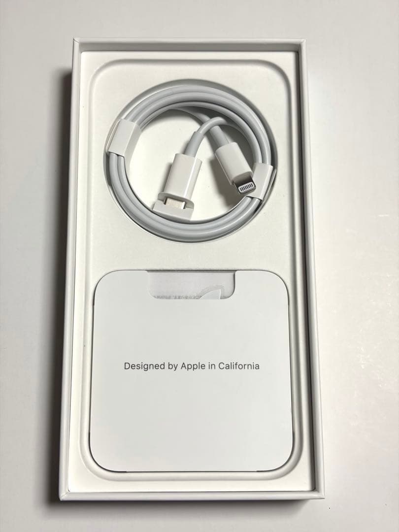 Apple iPhone 12 ホワイト 6.1インチ 本体