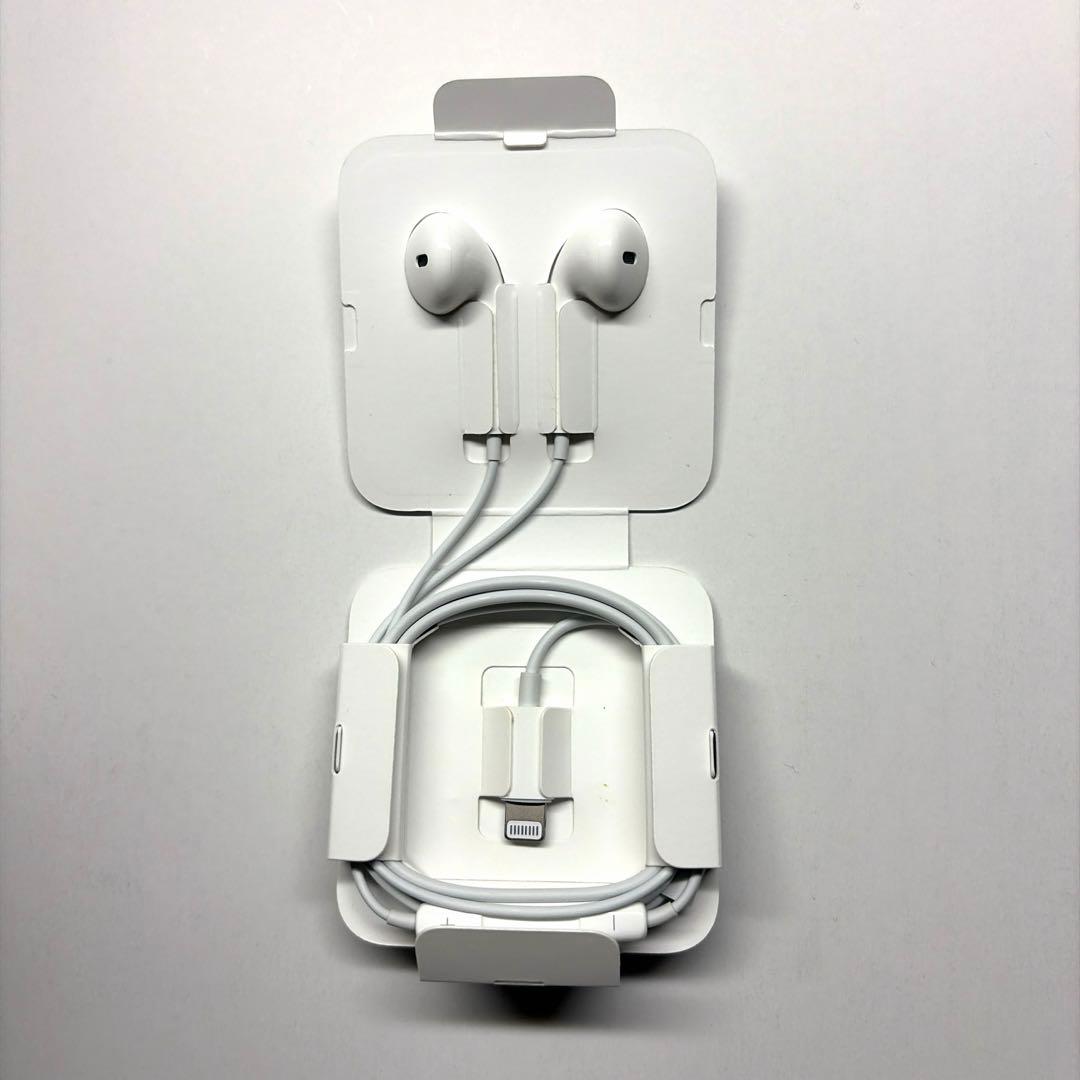 Apple iPhone 12 ホワイト 6.1インチ 本体