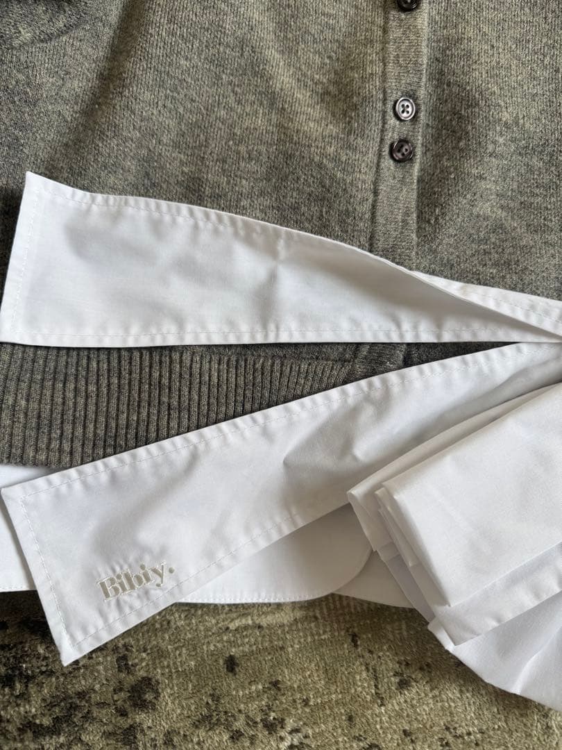 Bibiy. ニットトップス