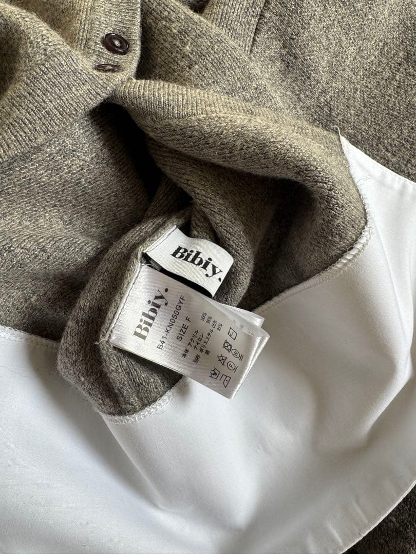 Bibiy. ニットトップス