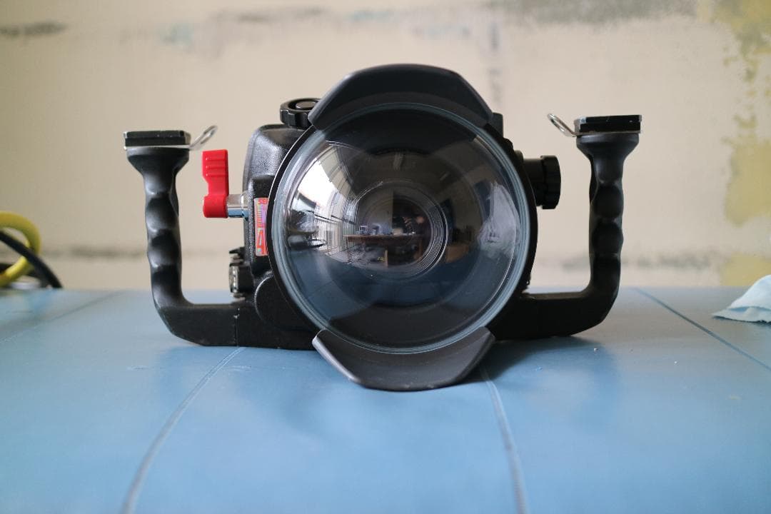 水中カメラEOS kiss Digital X SEA&SEA DX-400D