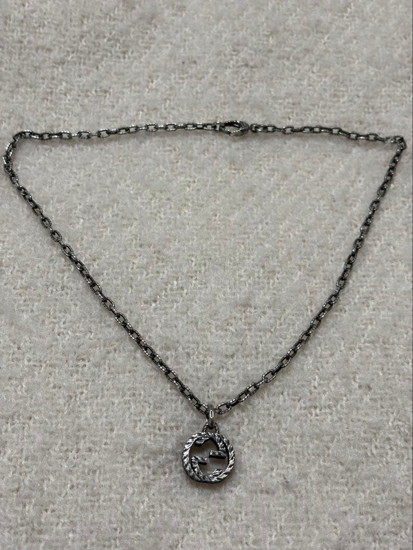 GUCCIインターロッキングネックレス