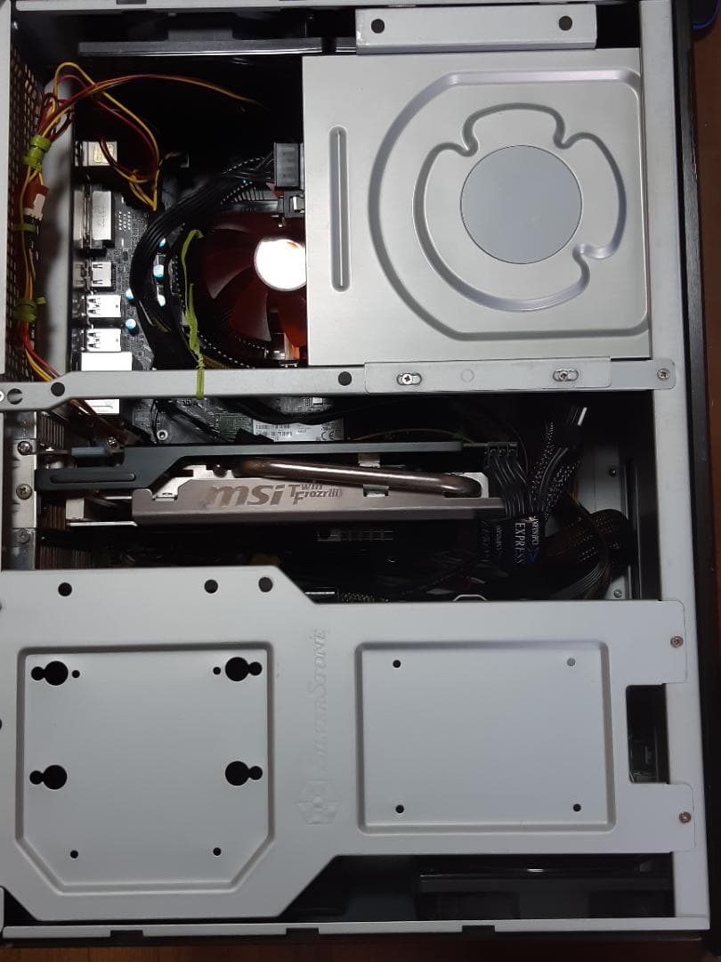 自作PC　RYZEN7 1800X・16GB・128GB・GTX660