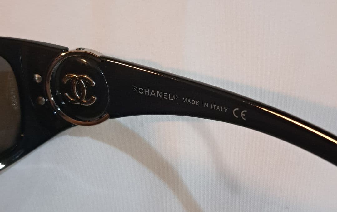CHANEL　サングラス　ブラック
