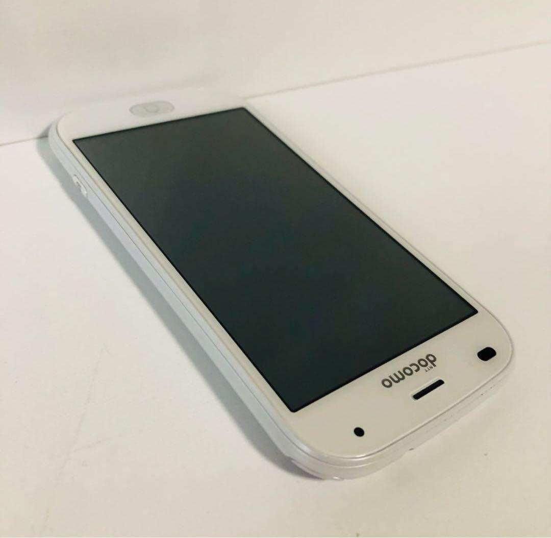 docomo らくらくスマートフォン F-42A ホワイト 富士通