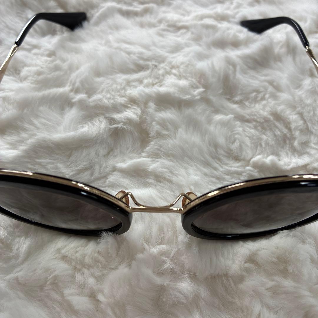 【早い者勝ち‼︎週末限定お値下げ‼︎】PRADA サングラス