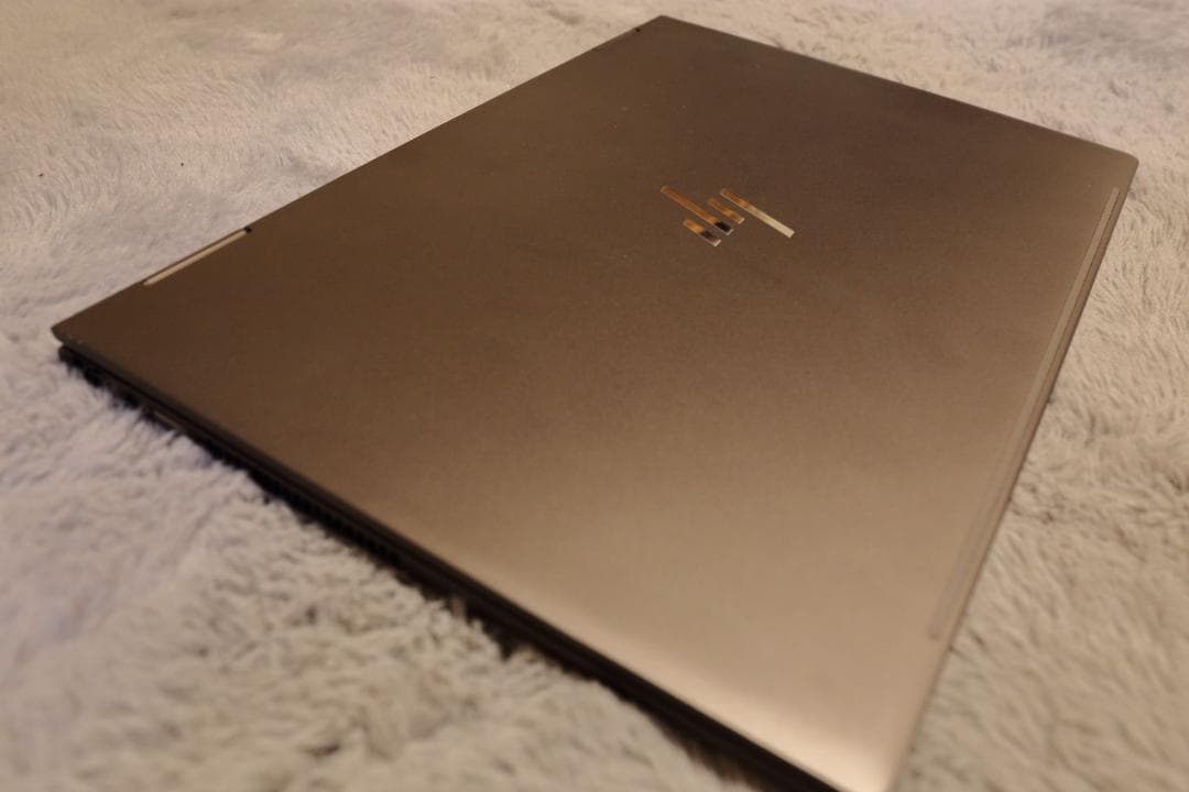 HP ENVY x360 13.3インチノートPC・純正レザーバッグ付き