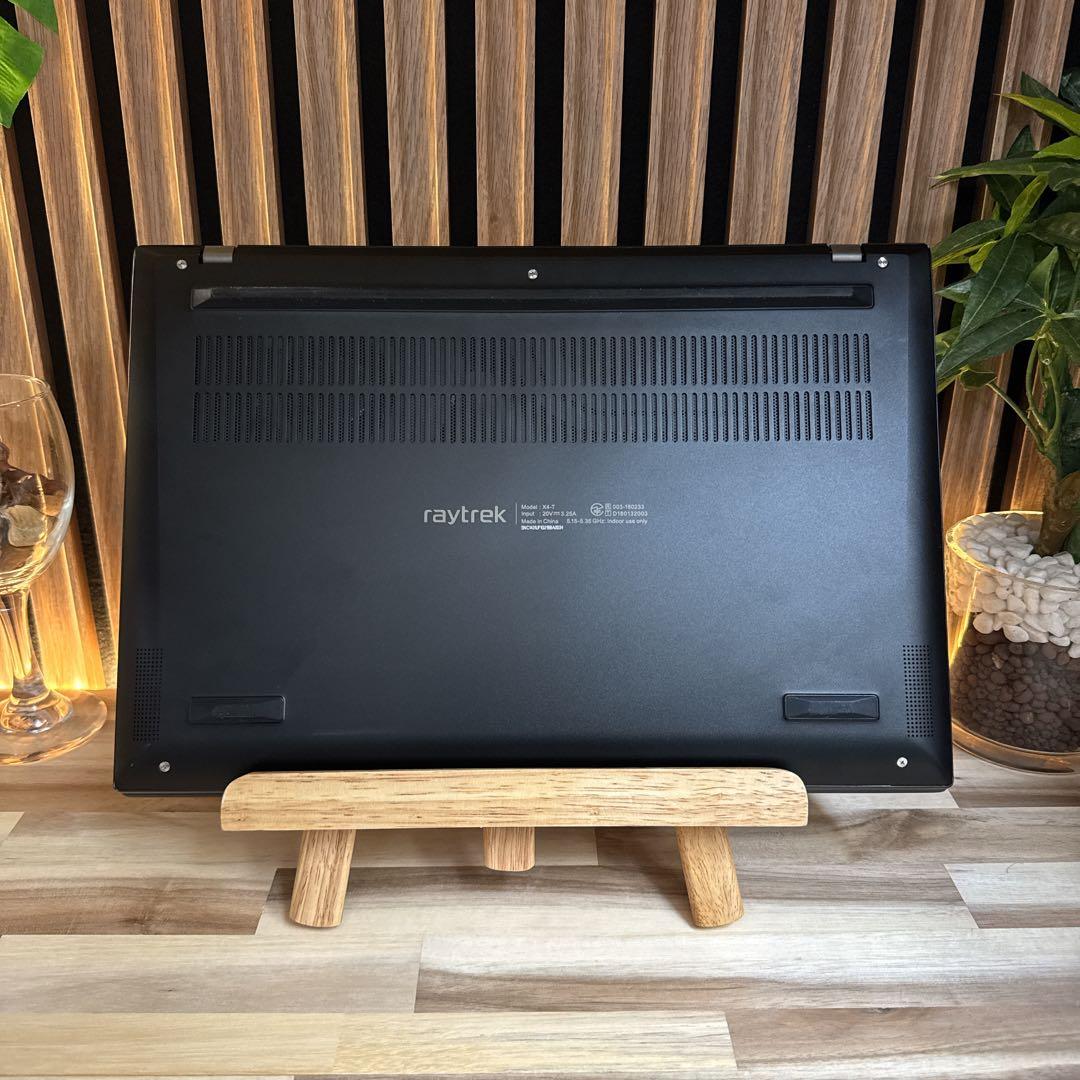 ハイスペック‼️ raytrek☘️i7第11世代☘️メモリ16GB☘️ノートパソコン