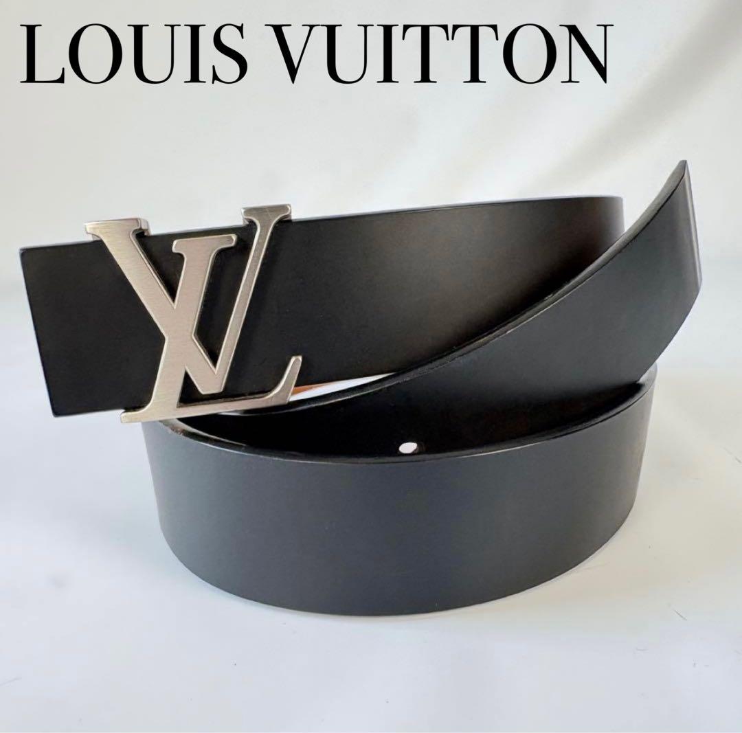 美品　ルイヴィトン ベルト サンチュール LV イニシャル レザー 黒　ロゴ