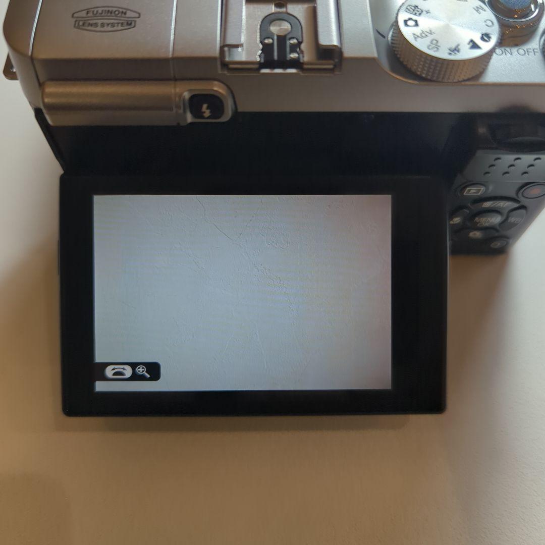 美品　Fujifilm X-M1 ミラーレスカメラ