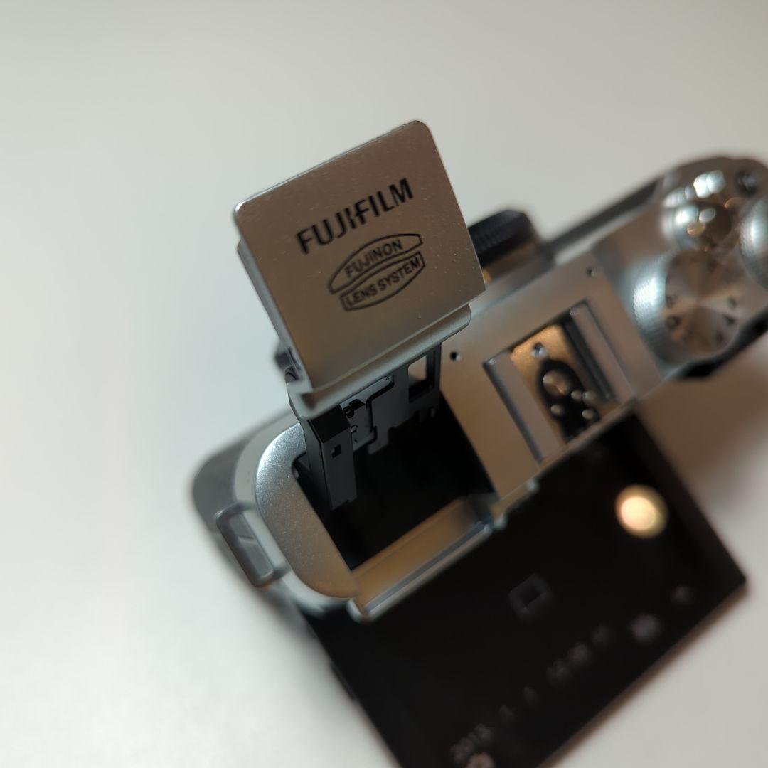 美品　Fujifilm X-M1 ミラーレスカメラ