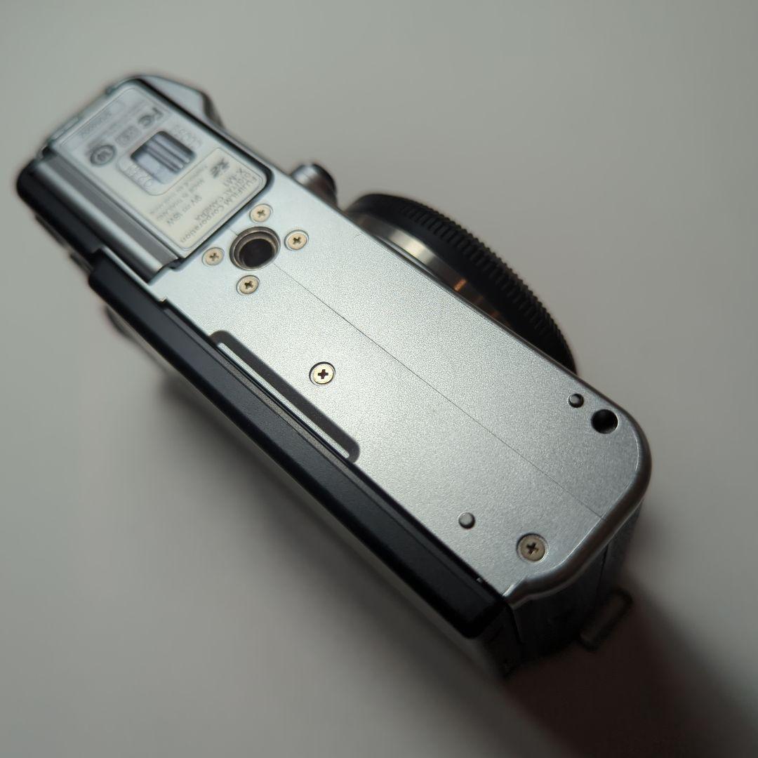 美品　Fujifilm X-M1 ミラーレスカメラ