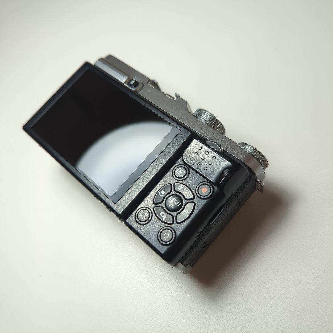 美品　Fujifilm X-M1 ミラーレスカメラ