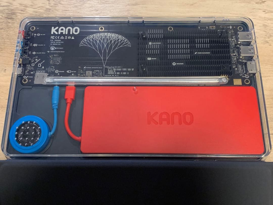 KanoPC (1110J-02) Windows タブレット ノートパソコン