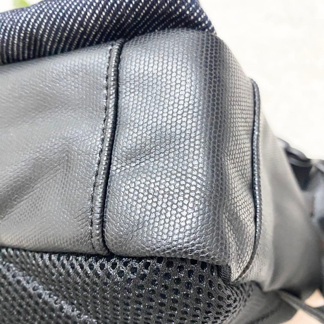 【美品】DIESEL デニム ボディバッグ ショルダー メッセンジャー 大容量