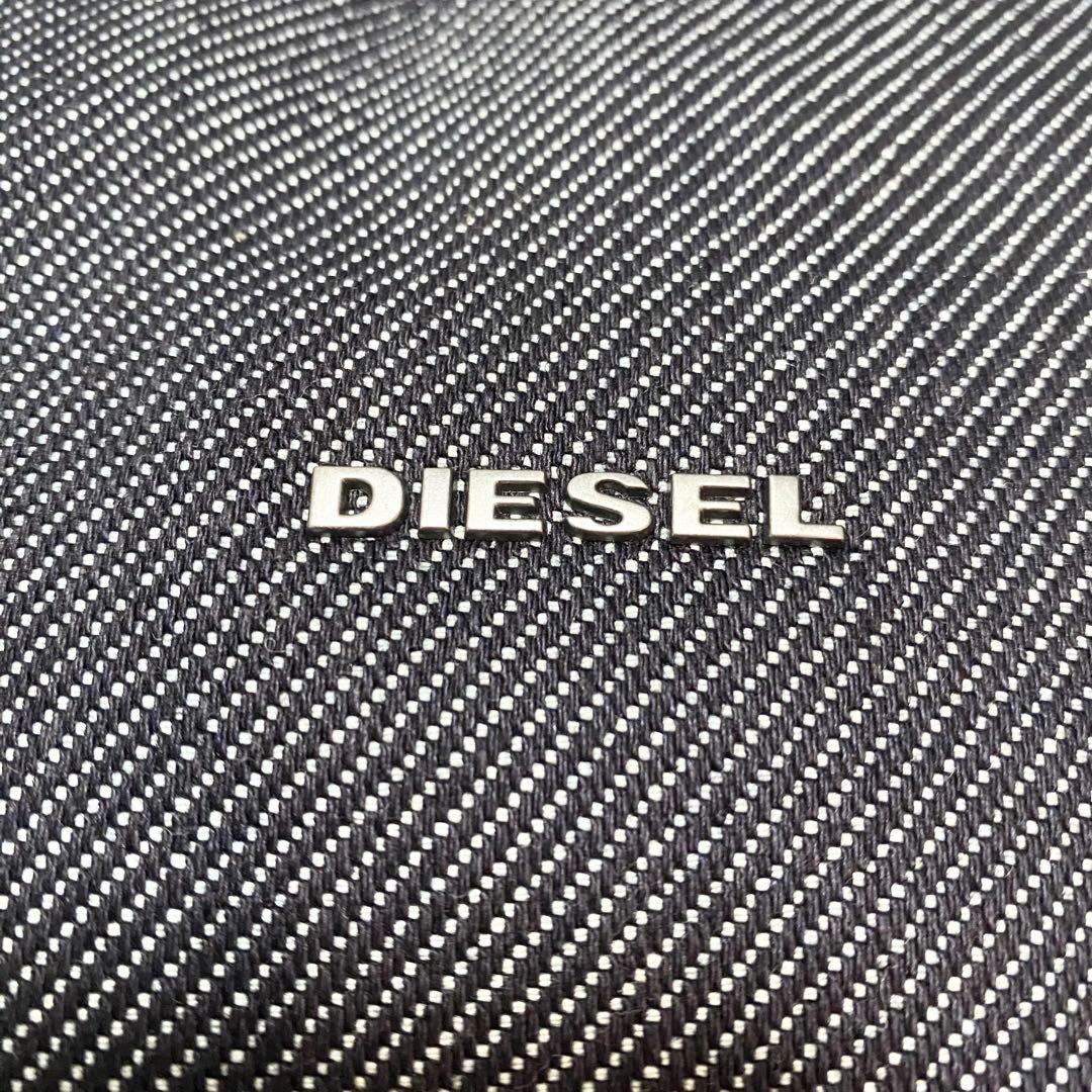 【美品】DIESEL デニム ボディバッグ ショルダー メッセンジャー 大容量