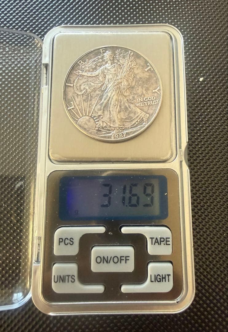 ロ*ン様 1月3日迄新春特価　1987年 シルバーイーグル1オンス銀貨