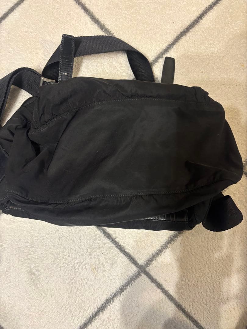 PRADA プラダ メッセンジャー バック