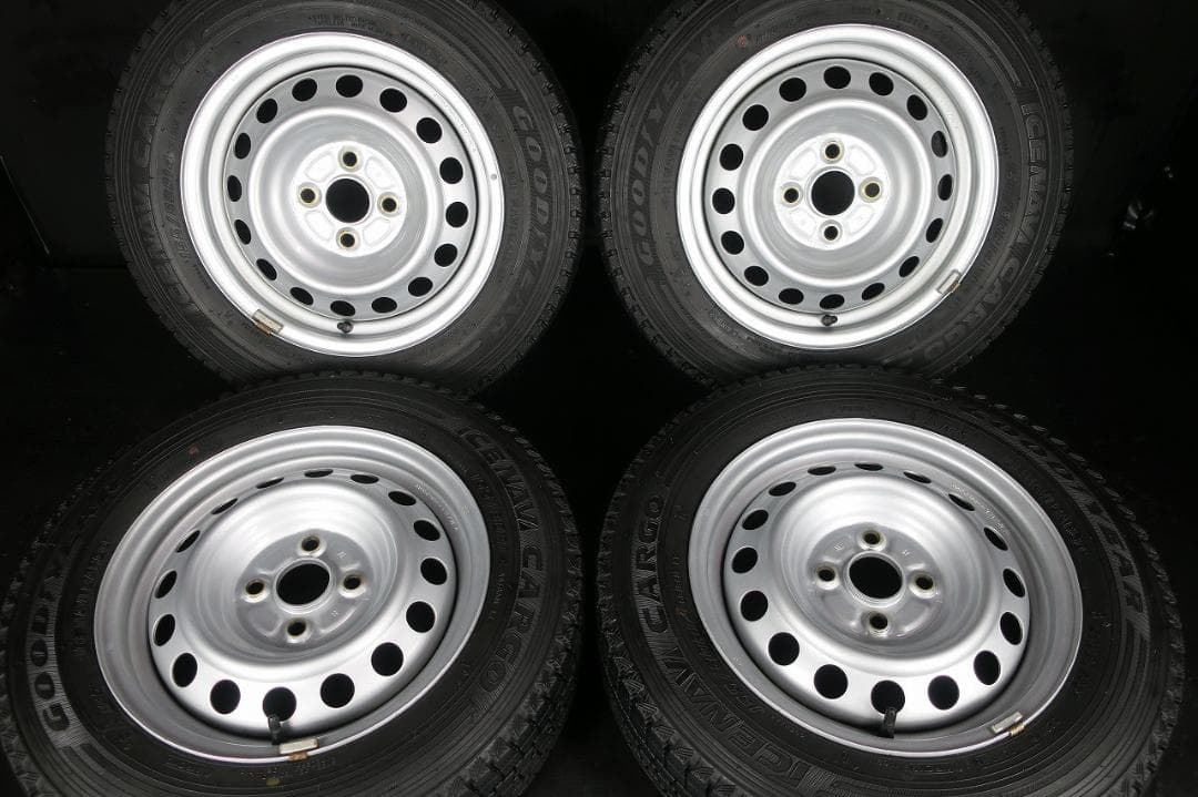 ryo_t様送料込み スタッドレス 155/80R14LT トヨタ プロボックス