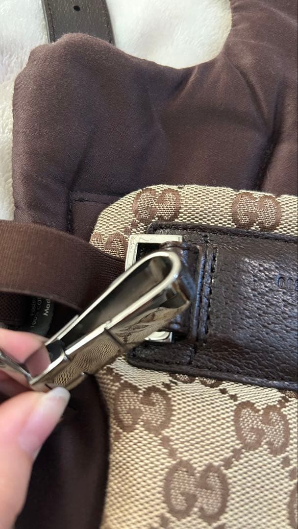 か*ち様 GUCCI 抱っこ紐 美品 袋付き