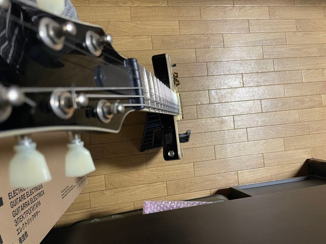 ギター YAMAHA REVSTAR RSS02T