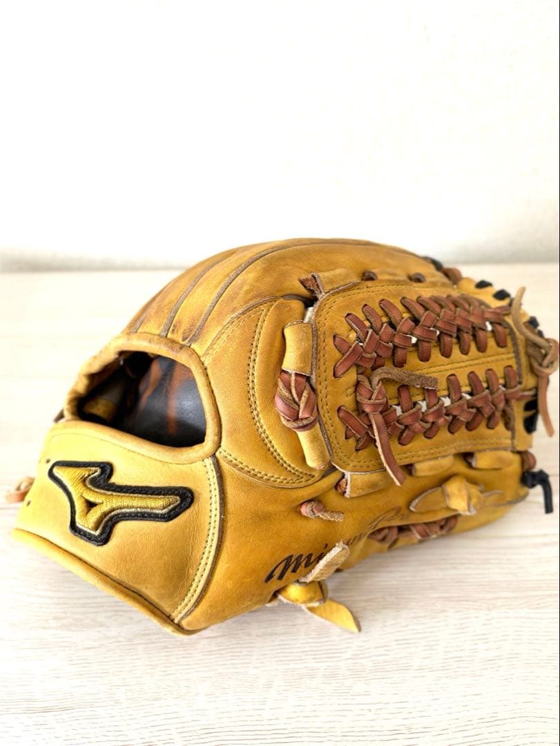【美品】ミズノプロ　軟式グローブ　内野手用　型抜群