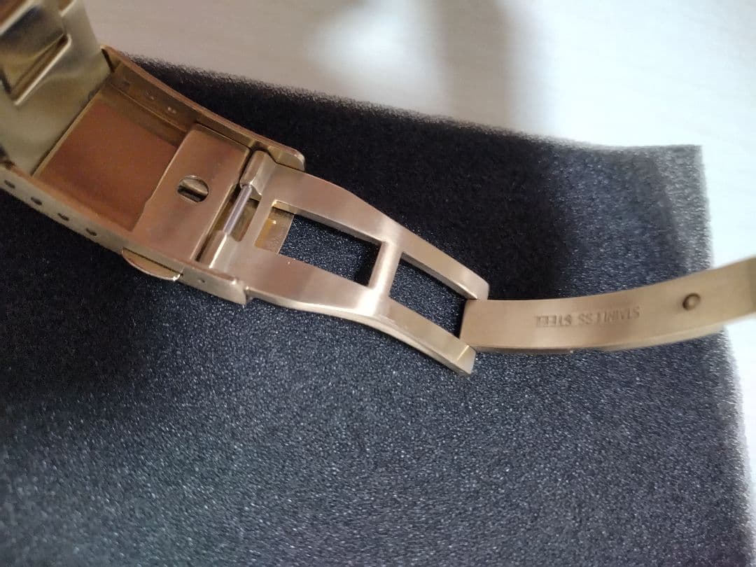 【最終価格】（62）G-SHOCK　フルメタル　GMW-B5000 ゴールド