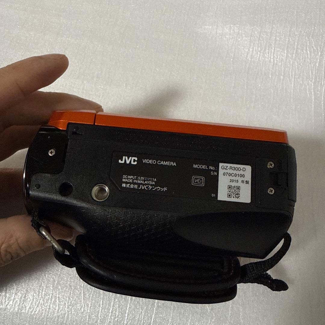 ❗️激安価格❗️ビデオカメラ　本体　JVC GZ-R300