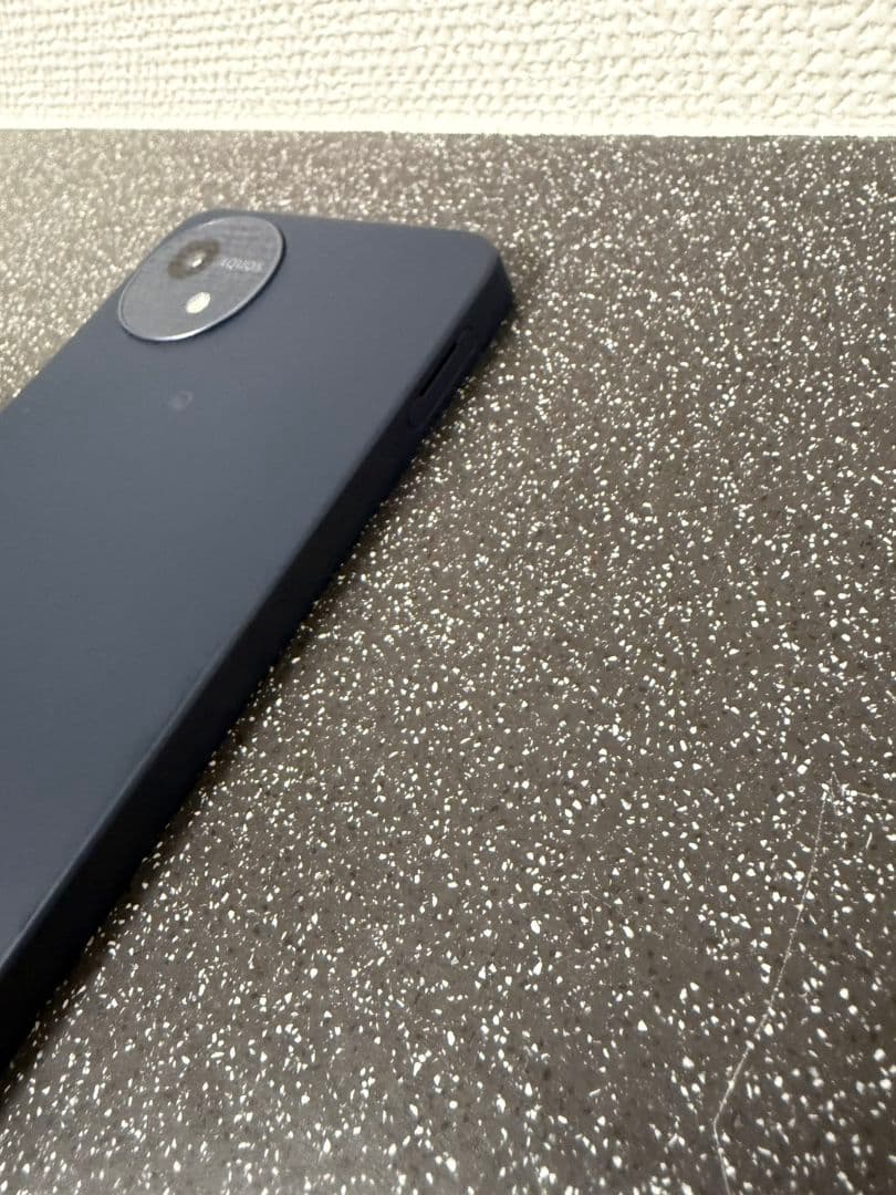 docomo AQUOS wish4 ブラック 本体