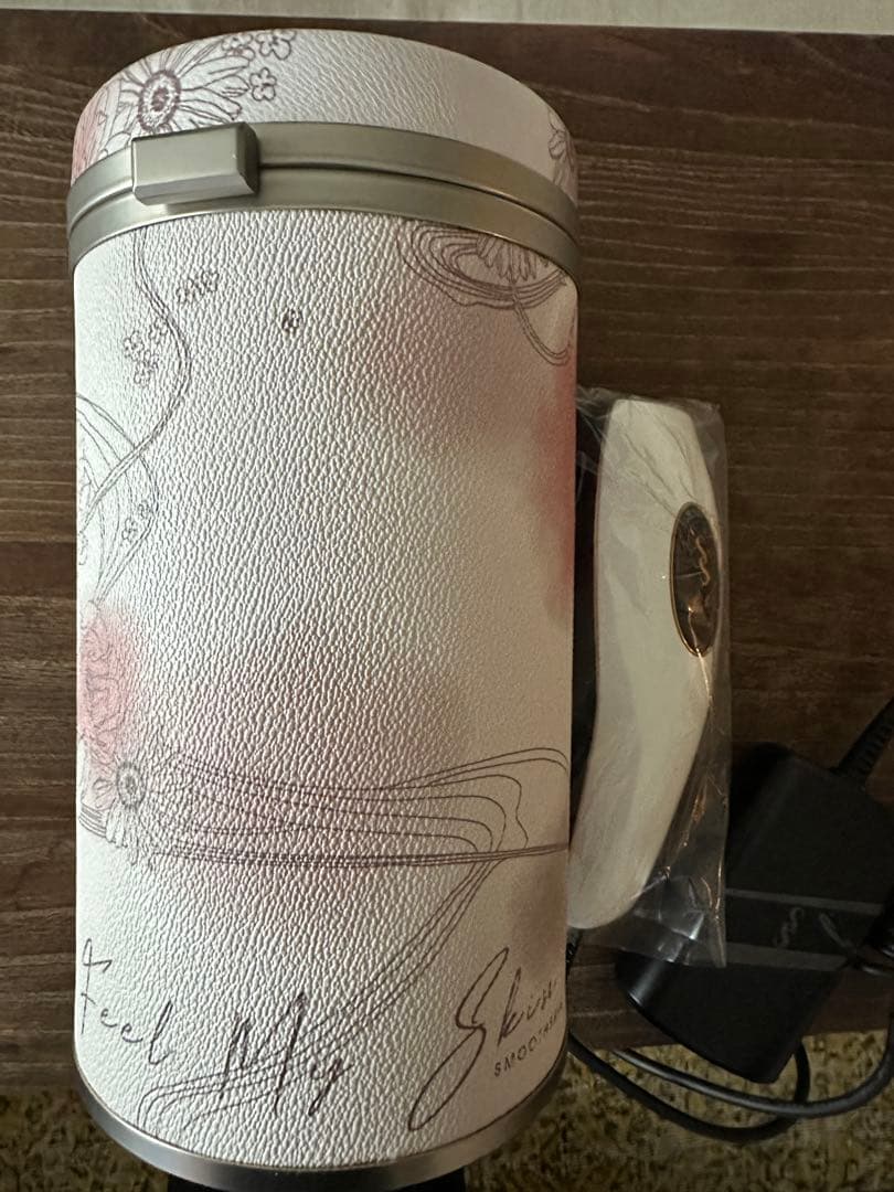 スムーズスキンpurefitホワイト家庭用光脱毛器　ホワイト ⭐︎未使用