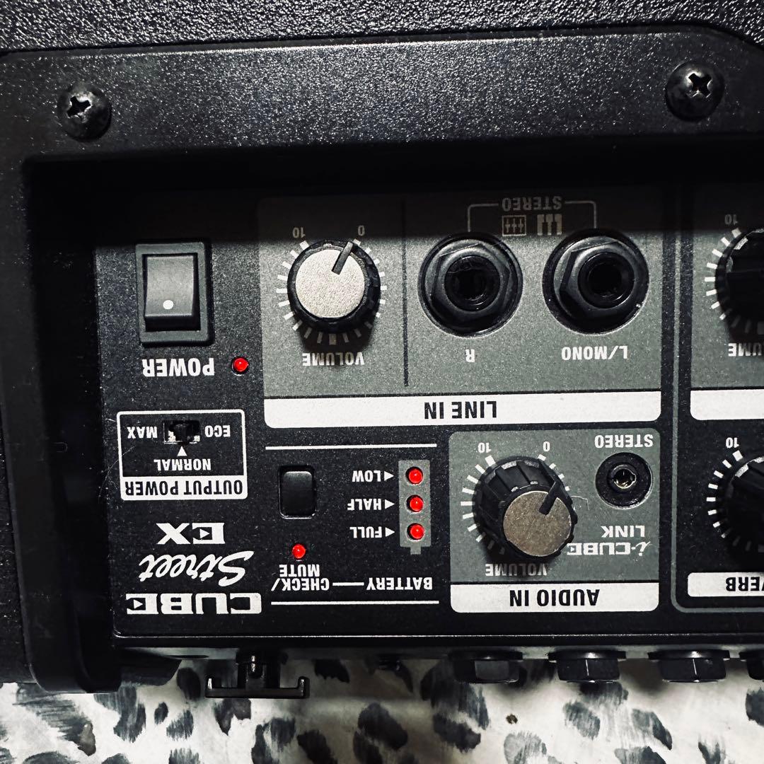 Roland CUBE Street EX 本体＋パワーアップ用電池