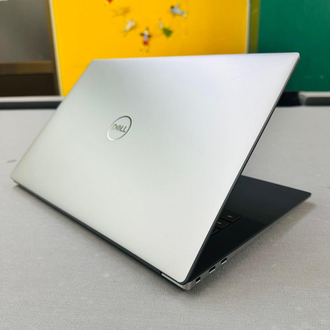 Windowsノート本体 Dell Precision 5550 i7/32/1TB 4K touch