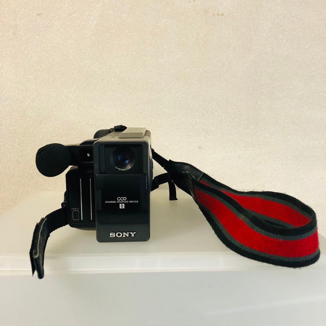 F16希少品！ジャンクSONYHandycam 8ミリビデオカメCCD-M10