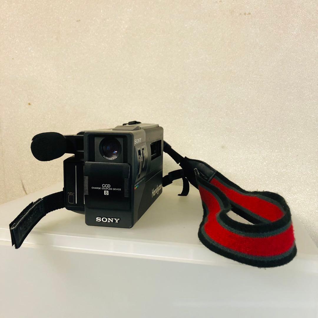 F16希少品！ジャンクSONYHandycam 8ミリビデオカメCCD-M10