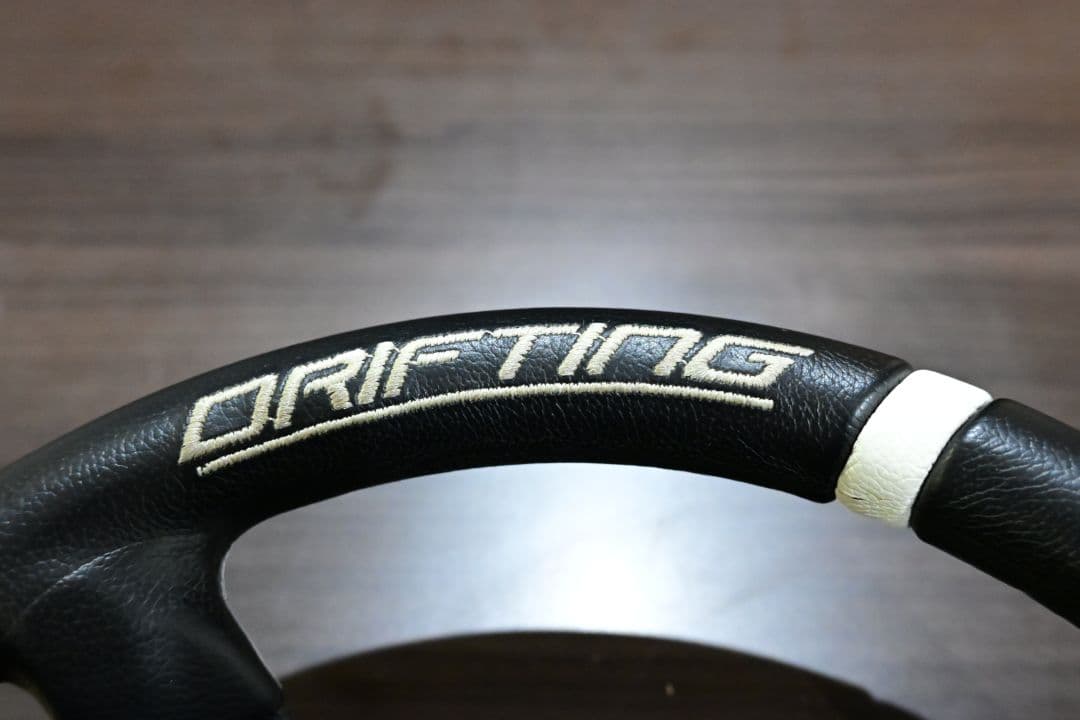 momo ドリフティング　Φ330mm