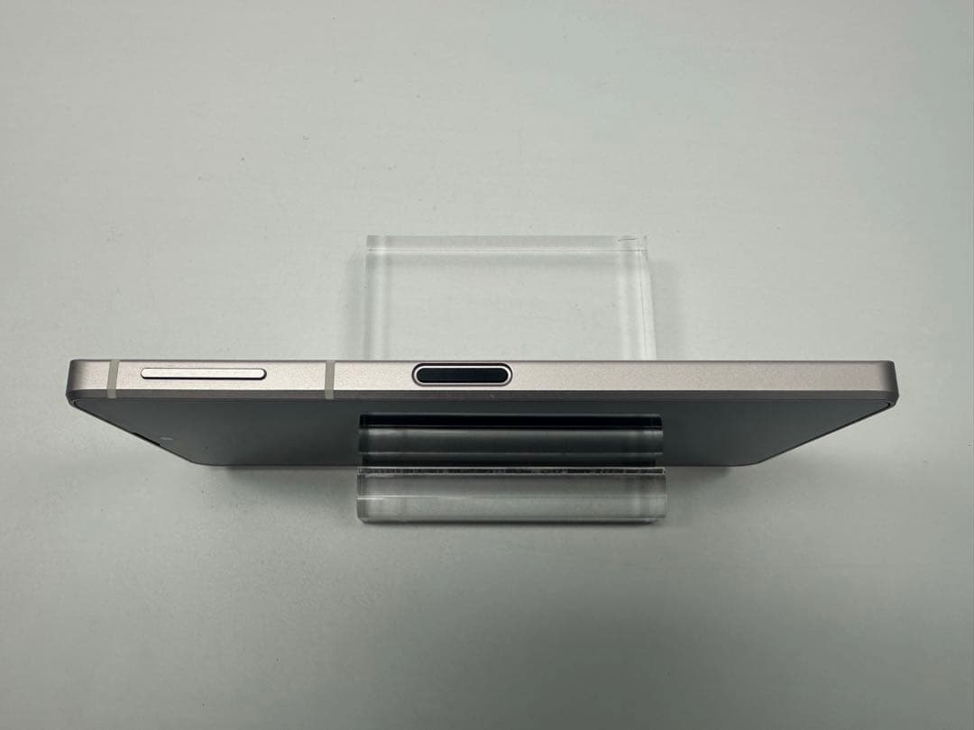 Aquos sense8 docomo 128GB ライトカッパー 画面不良なし