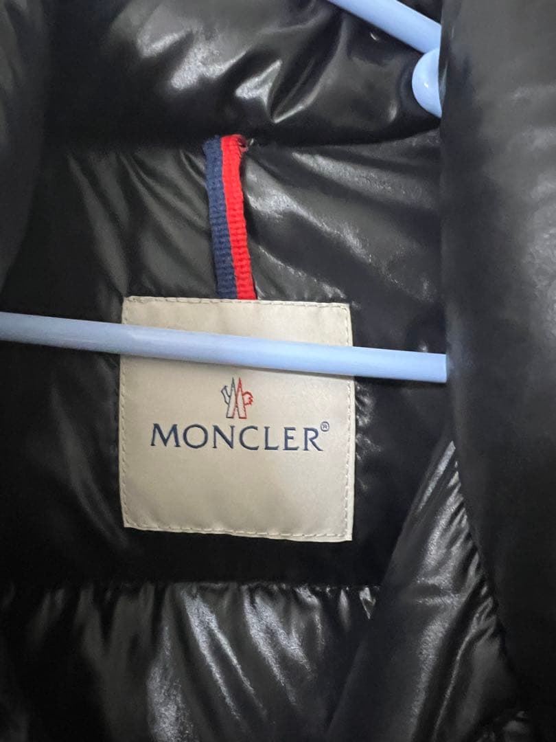 MONCLER ダウンジャケット