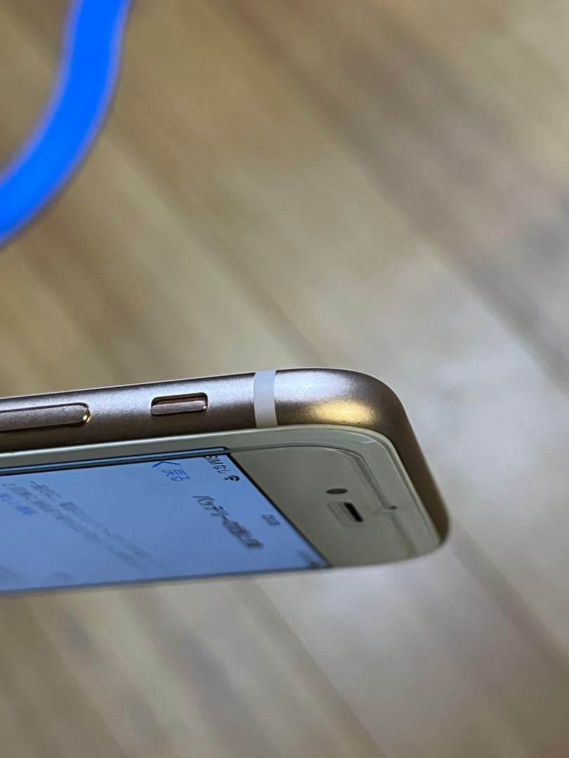 iPhone8 64GB ゴールド SIMフリー バッテリー85%