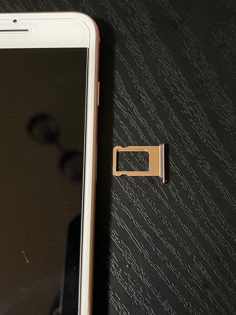 iPhone8 64GB ゴールド SIMフリー バッテリー85%