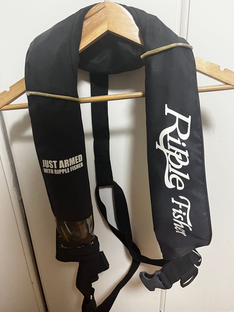 Ripple Fisher 自動膨張ライフジャケット