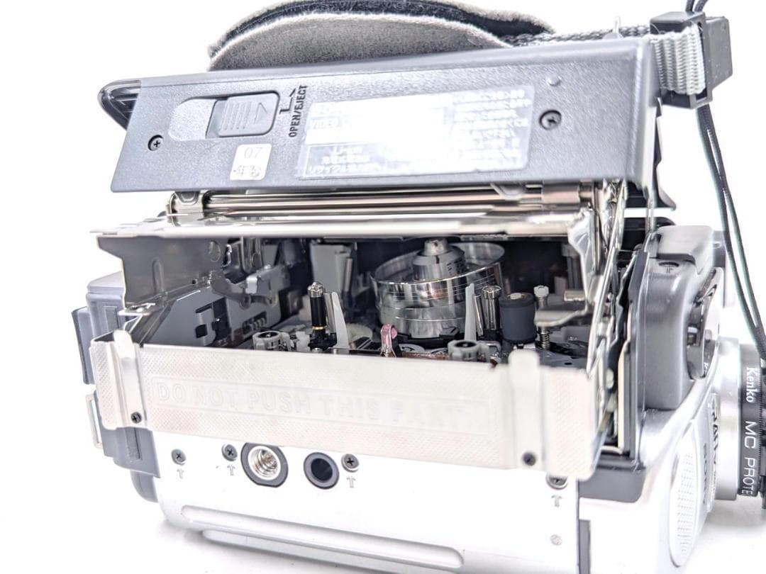 8mmテープのダビングに！ SONY ビデオカメラ CCD-TRV126