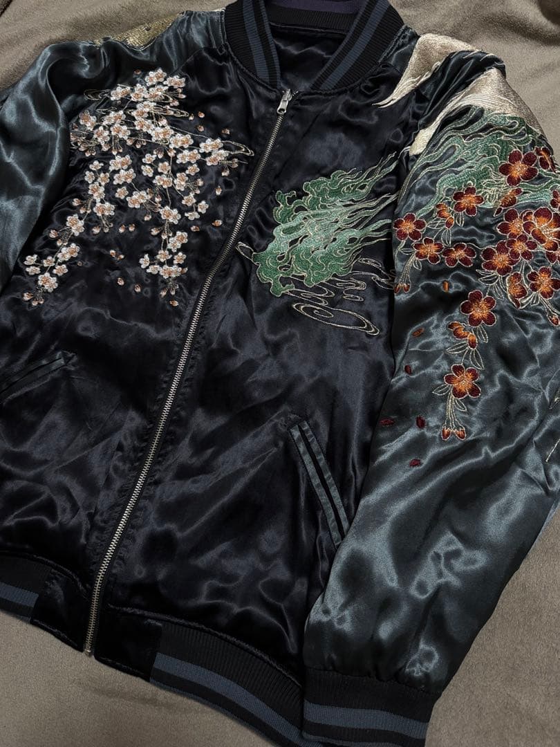 美品 ２面用 絡繰魂 キツネ 日本限定 vintage スカジャン レーヨン