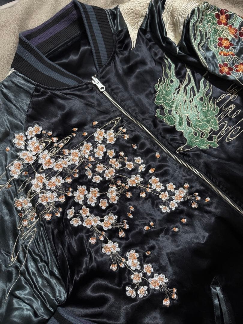 美品 ２面用 絡繰魂 キツネ 日本限定 vintage スカジャン レーヨン