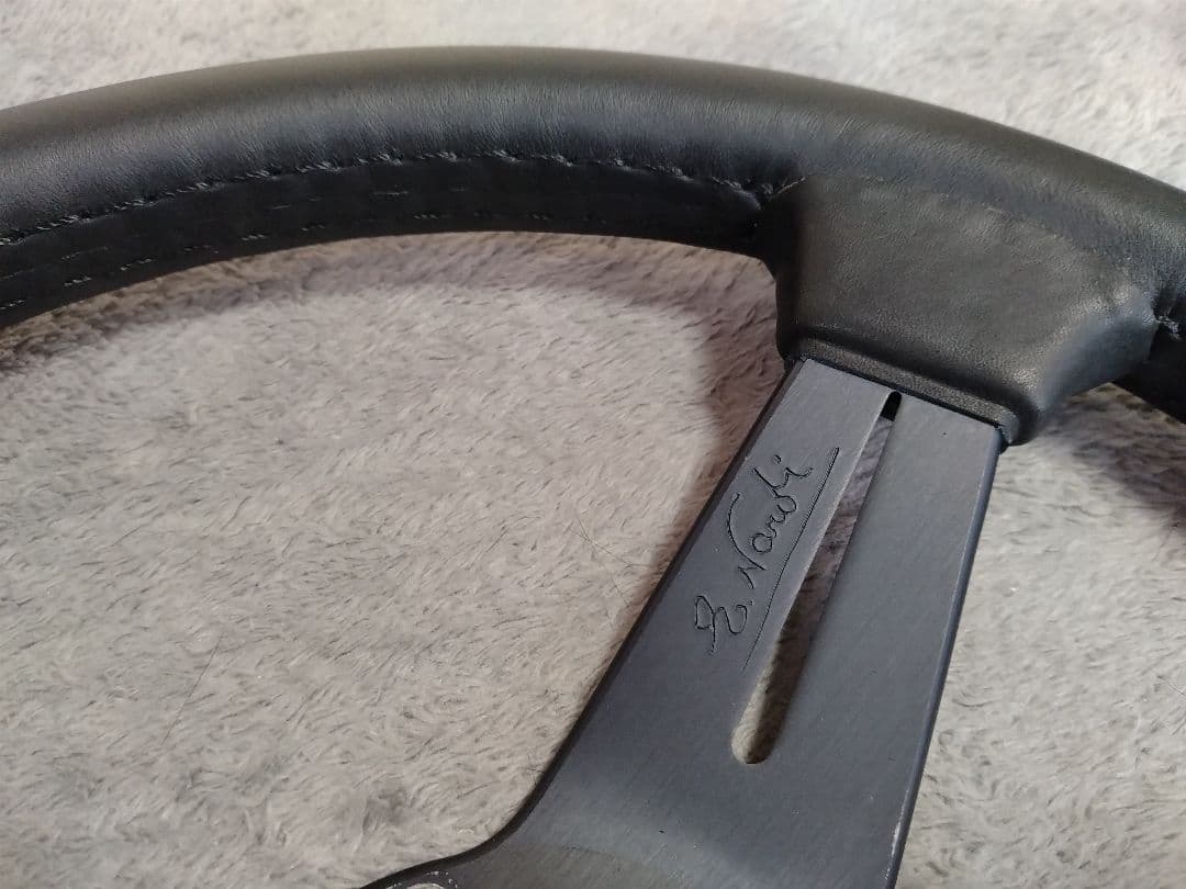 D.2.W　ナルディ　クラシック　 革張り替え依頼品